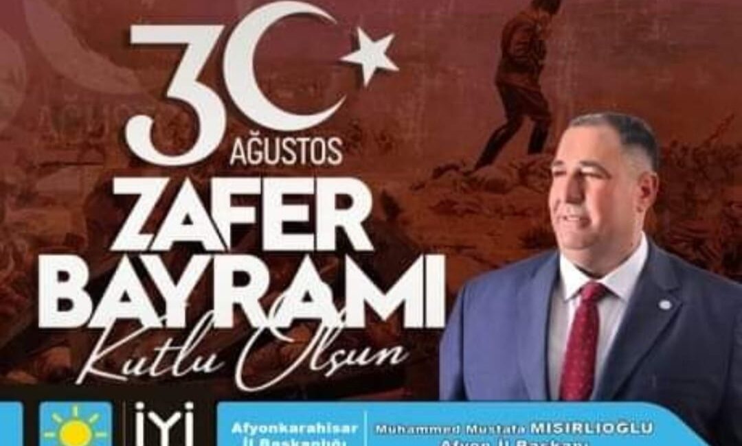 Halkın katılımıyla düzenlenen 30 Ağustos Zafer Bayramı kutlamaları, ülke genelinde