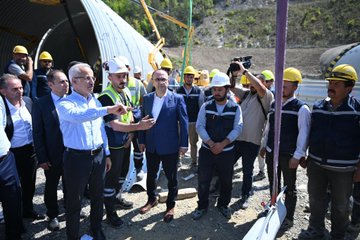 Bolu Tüneli’nde uzatma çalışmaları devam ederken, Ulaştırma ve Altyapı Bakanı