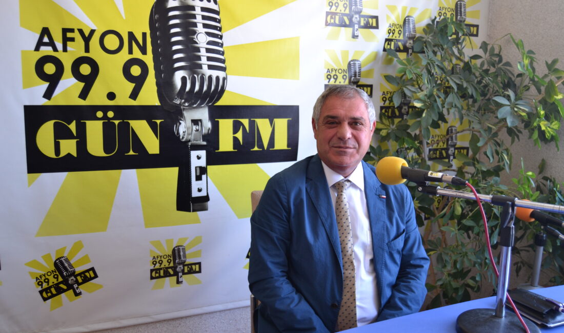 Gün FM’e konuk olan Afyon Eğitim Vakfı Genel Sekreteri Murat