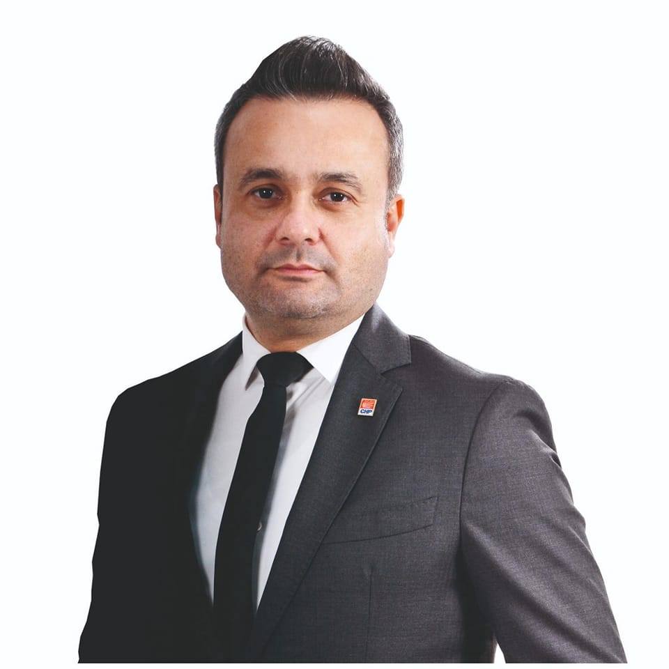 Afyonkarahisar’ın Beyyazı beldesinde incelemeler yapan CHP Afyonkarahisar İl Başkanı Faruk