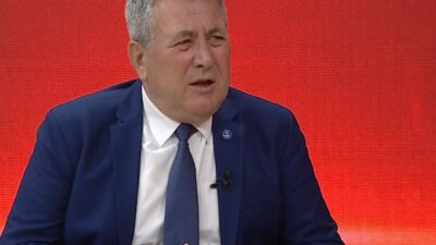 Kanal3’te ABC Başkanı İsmail Akar’ın sunduğu Objektif programında Gazeteciler Hakan