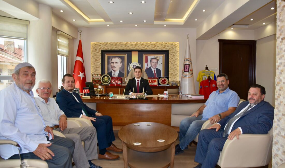 Dazkırı ilçesinde temaslarda bulunan Saadet Partisi İl Başkanı Beytullah Karataş,