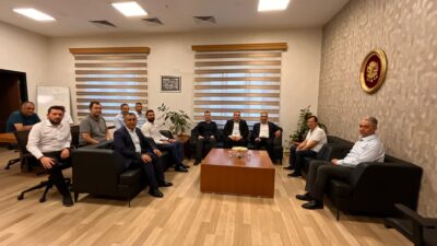 Afyonkarahisar Devlet Hastanesi’nde incelemelerde bulunan AK Parti Afyonkarahisar Milletvekili Hasan