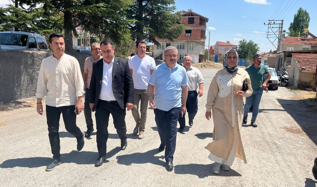   AK Parti Afyonkarahisar Milletvekili İbrahim Yurdunuseven, İhsaniye ilçesinde bir