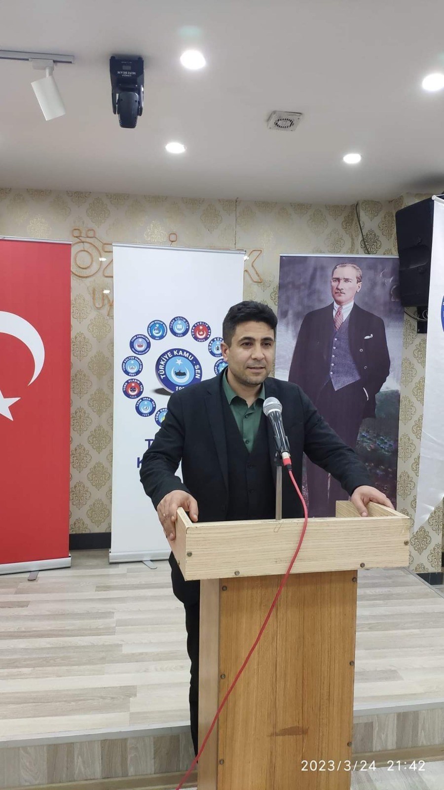 Türk Eğitim Sen Sandıklı İlçe Temsilcisi Cem Özarslan, Sandıklı’da iş