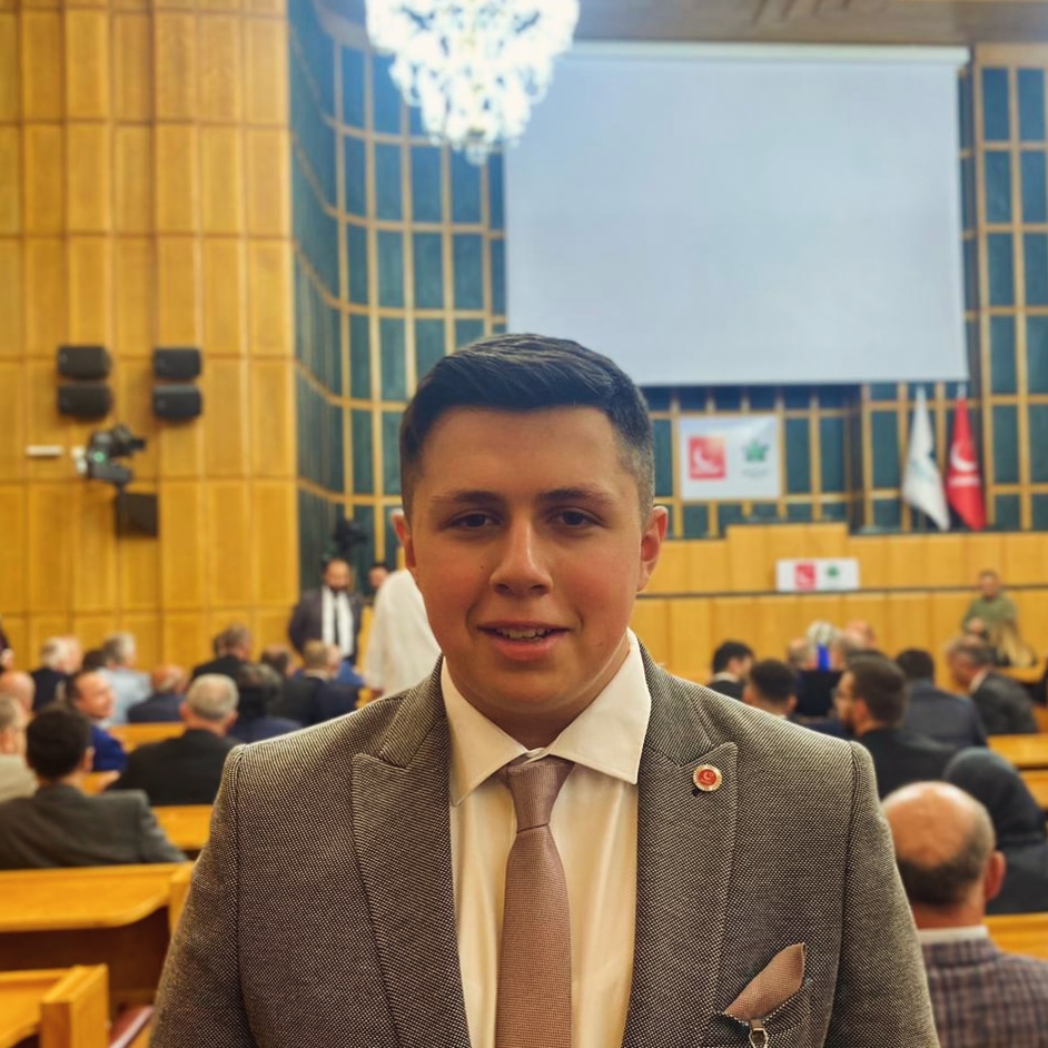 Saadet Partisi Afyonkarahisar Gençlik Kolları Başkanı Nedim Taha Beşkardeş Afyonkarahisar