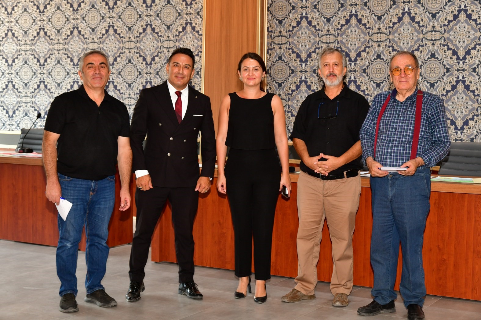 Yunusemre Belediyesi bünyesinde hizmet veren Hanım Lokalleri ve Meslek Edindirme