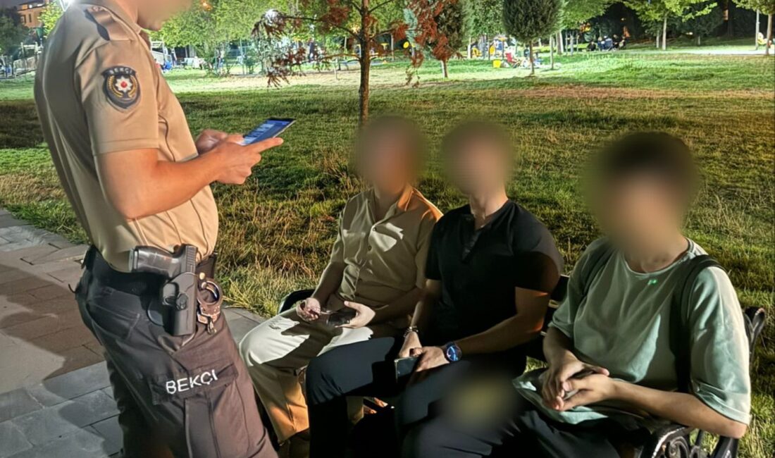 Eskişehir’de polis ekiplerince halkın huzur ve güveninin sağlanması amacıyla gerçekleştirilen