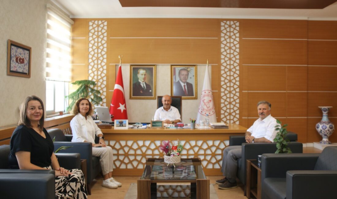 Kütahya Merkez Fevzi Çakmak İlkokulunun hazırladığı “Sayfalar Canlanıyor” isimli proje,