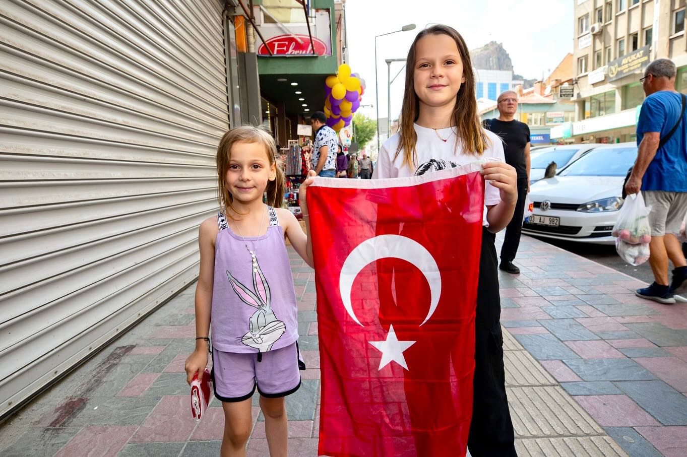 26-30 Ağustos Zafer Haftası dolayısıyla Afyonkarahisar Belediyesi vatandaşlara çağrıda bulundu.