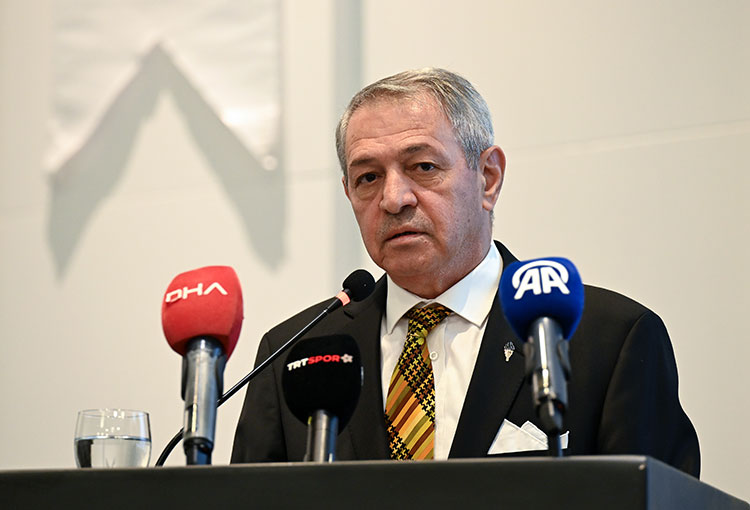 Türkiye Boks Federasyonu Başkanı Eyüp Gözgeç, Paris 2024 Olimpiyat Oyunları’nda
