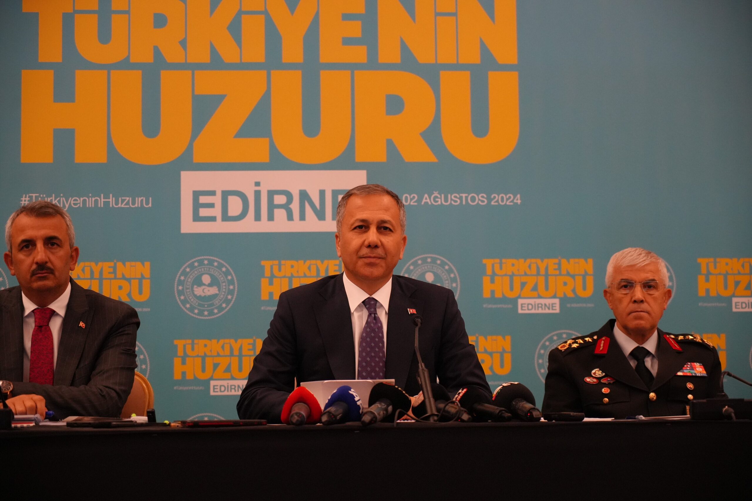 İçişleri Bakanı Ali Yerlikaya, Edirne’de yapılan toplantıda uyuşturucuyla ilgili yılın