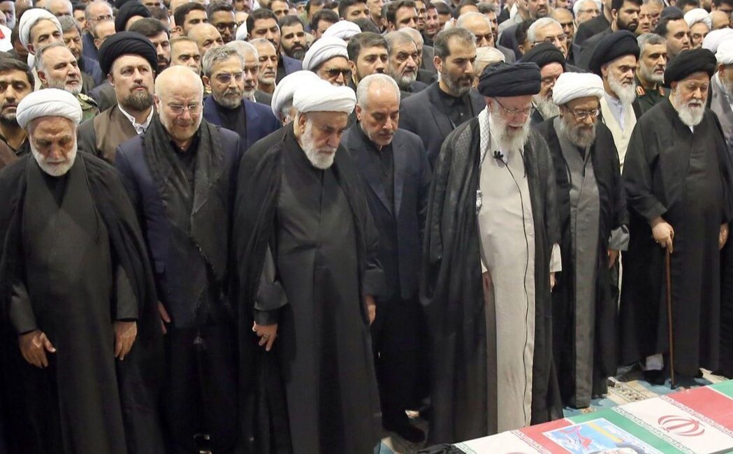 Haniye suikastına ilişkin yeni ayrıntılar: Üç odada daha patlayıcı bulunduğu iddia ediliyor Hamas Siyasi Büro Başkanı İsmail Haniye’nin geçtiğimiz 31 Temmuz gecesi