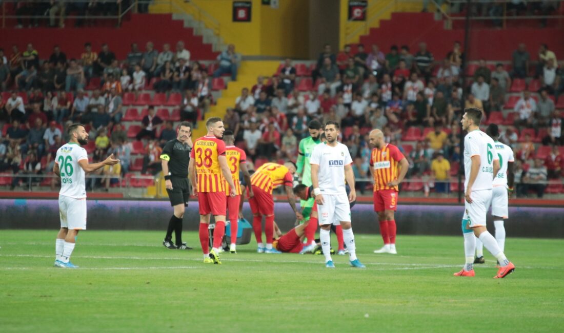 Kayserispor 4. kez Sivasspor ile karşılaşacak Kayserispor, Süper Lig’de yeni sezonun ilk maçına Cumartesi günü çıkacak.