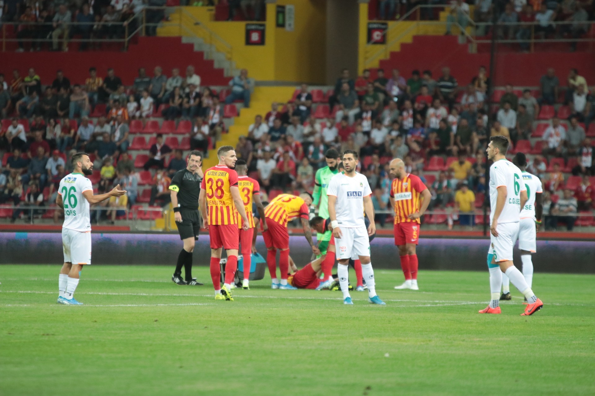 Kayserispor, Süper Lig’de yeni sezonun ilk maçına Cumartesi günü çıkacak.