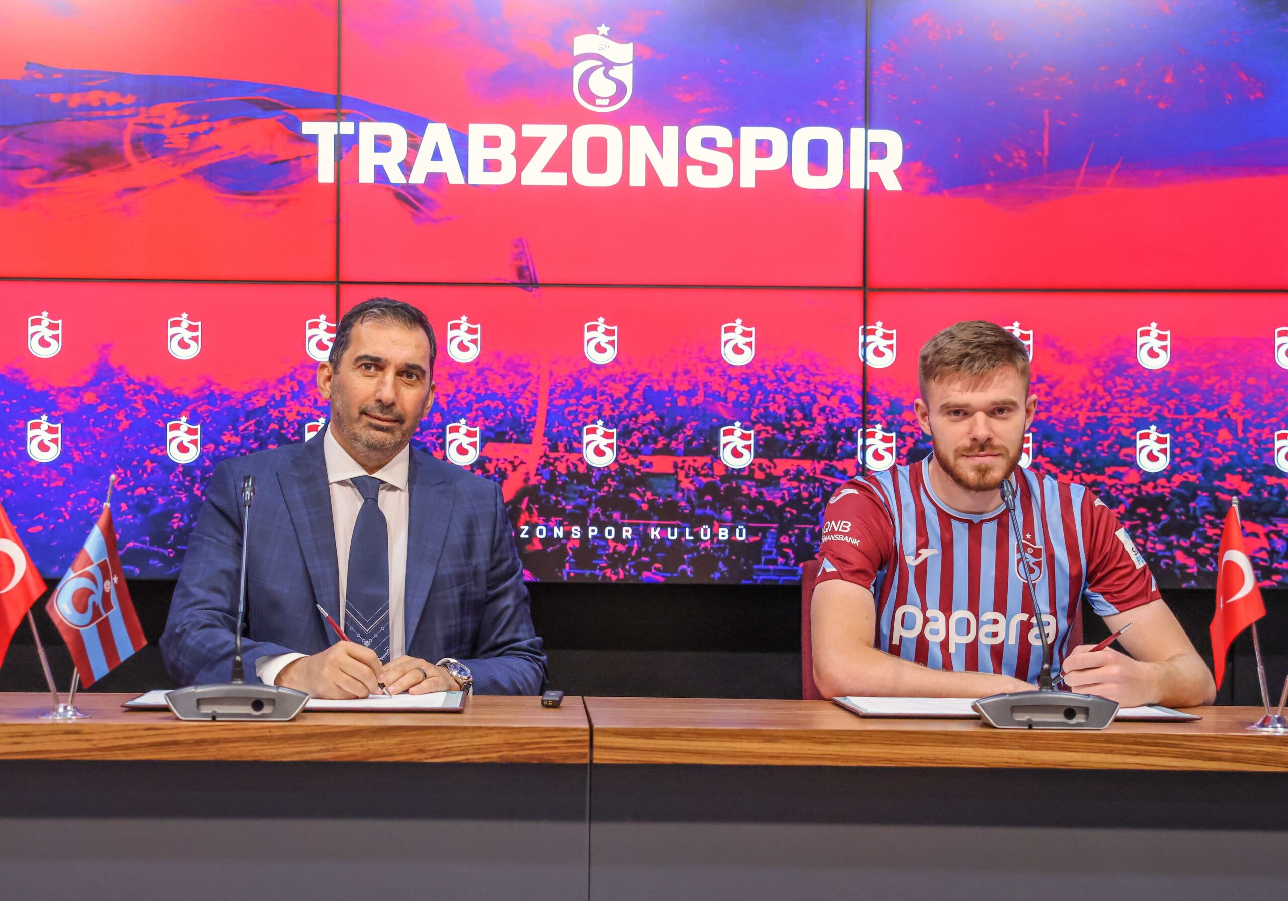 Trabzonspor, yeni transferi 22 yaşındaki Ukraynalı futbolcu Arseniy Batagov için
