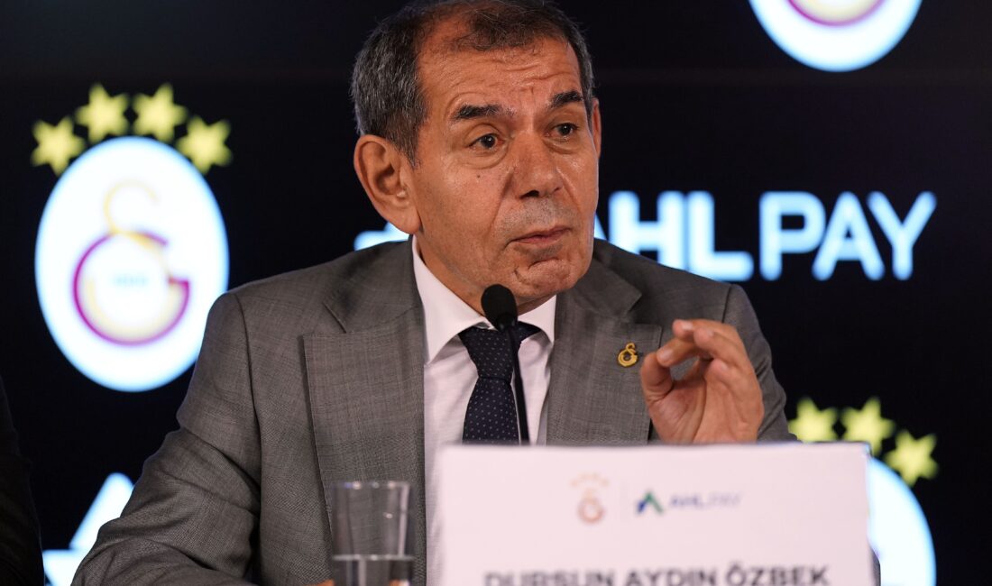 Galatasaray Başkanı Dursun Özbek, Türk futbolundaki yapı konusuyla ilgili sorulan