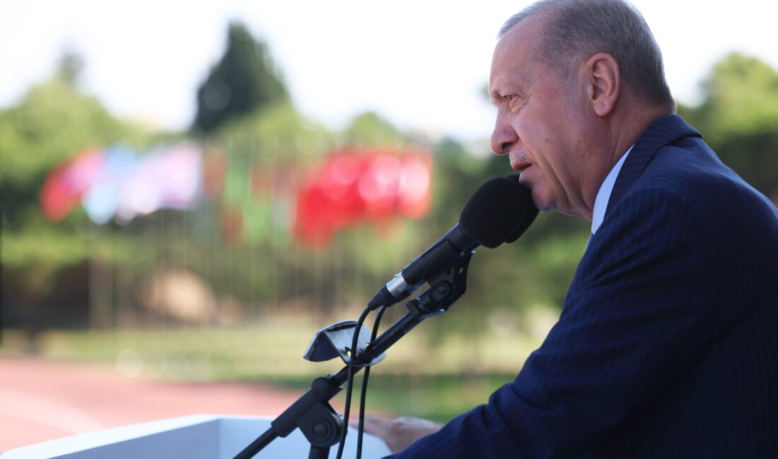 Cumhurbaşkanı Erdoğan: "Türkiye Doğu ile Batı ile Dengeli İlişkileriyle Etkin