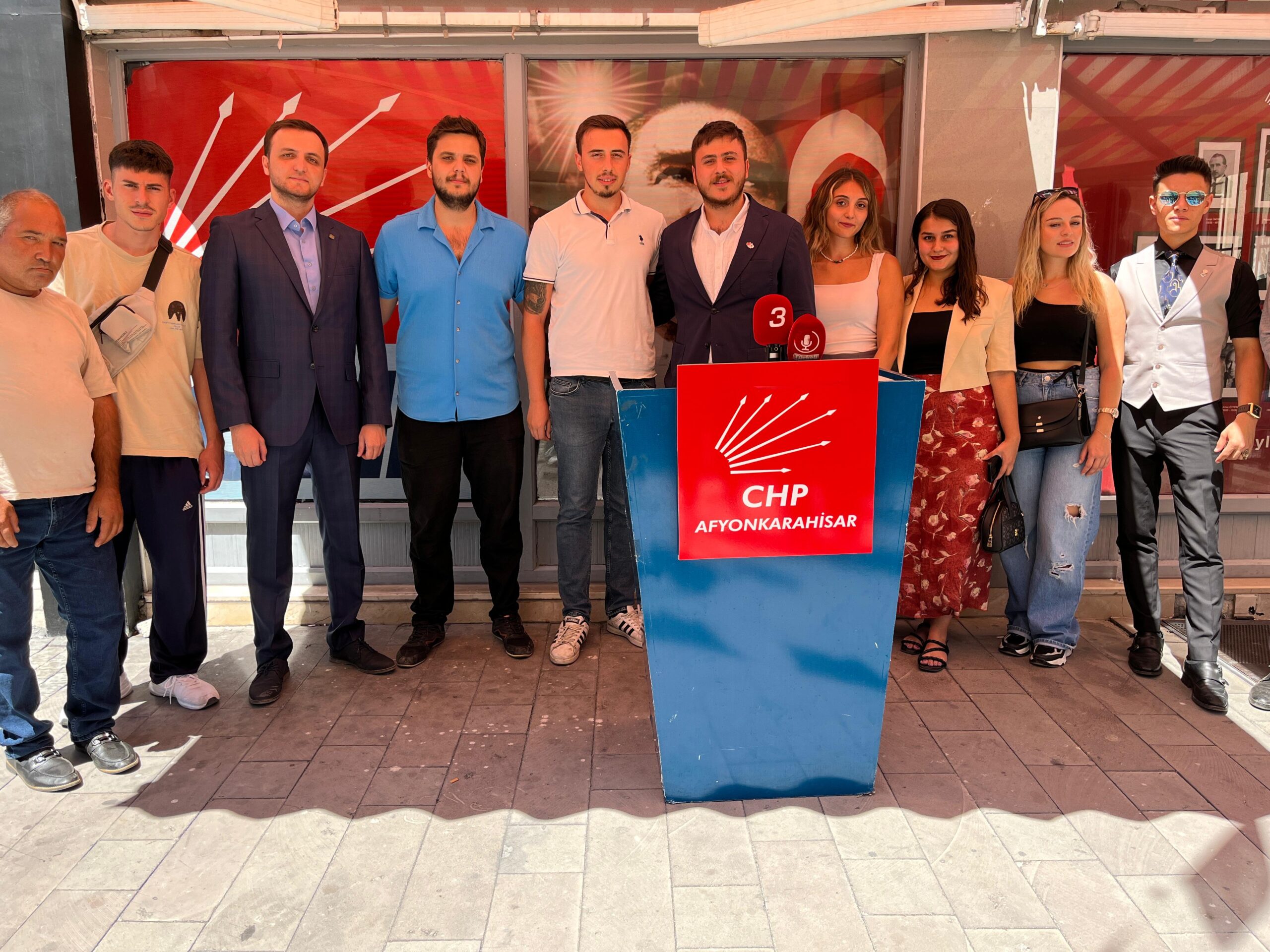 Cumhuriyet Halk Partisi Afyokarahisar Merkez İlçe Gençlik Kolları Kongresi gerçekleştirildi.