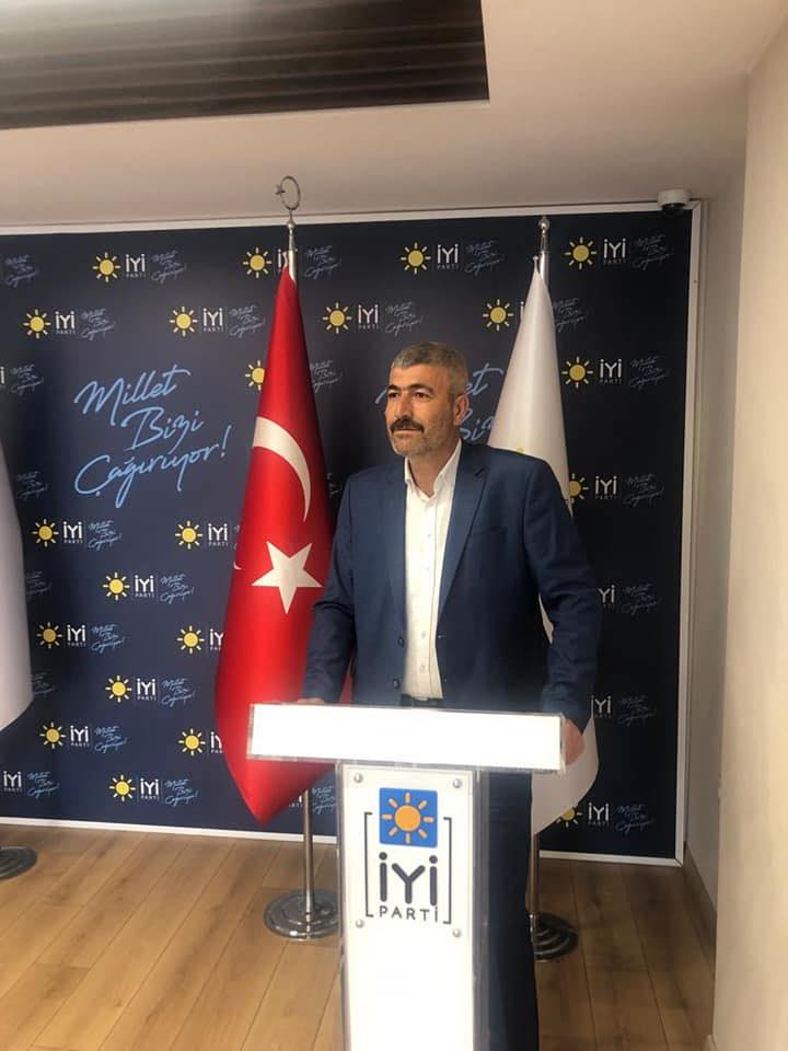 İYİ Parti Bolvadin İlçe Başkanı Süleyman Toker görevinden ve partisinden