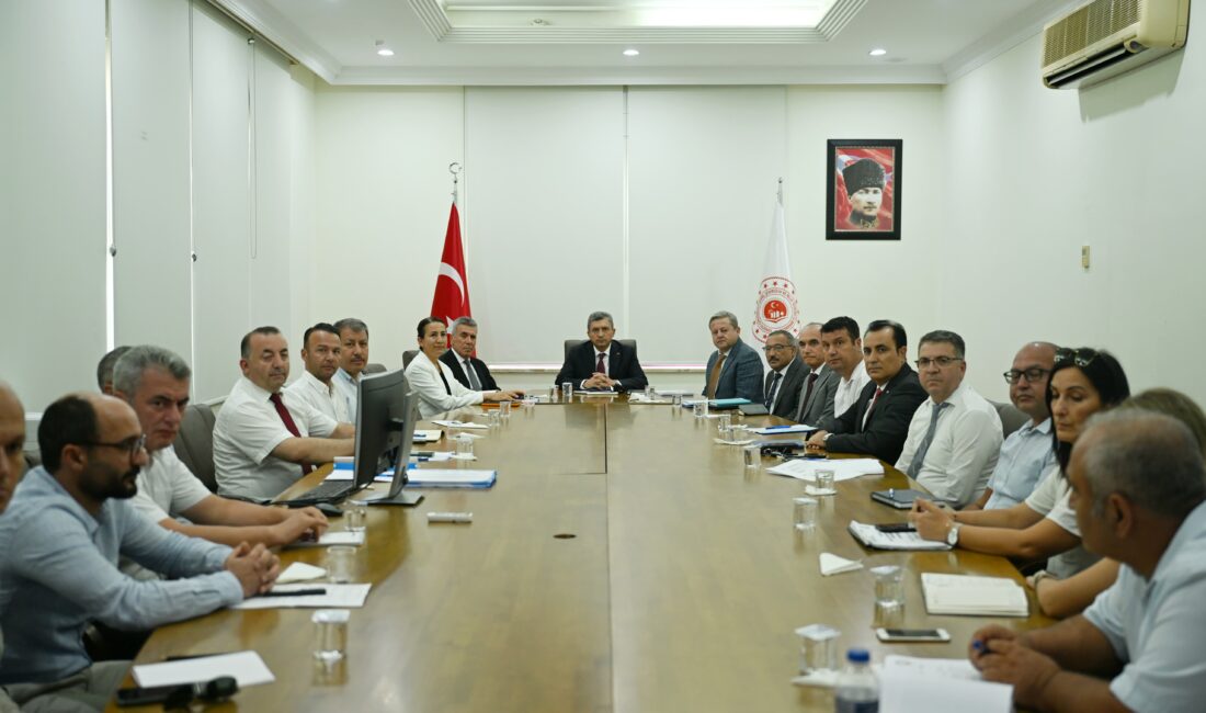 Milli Emlak Değerlendirme Toplantısı Vali Hulusi Şahin başkanlığında gerçekleştirildi. Toplantıda