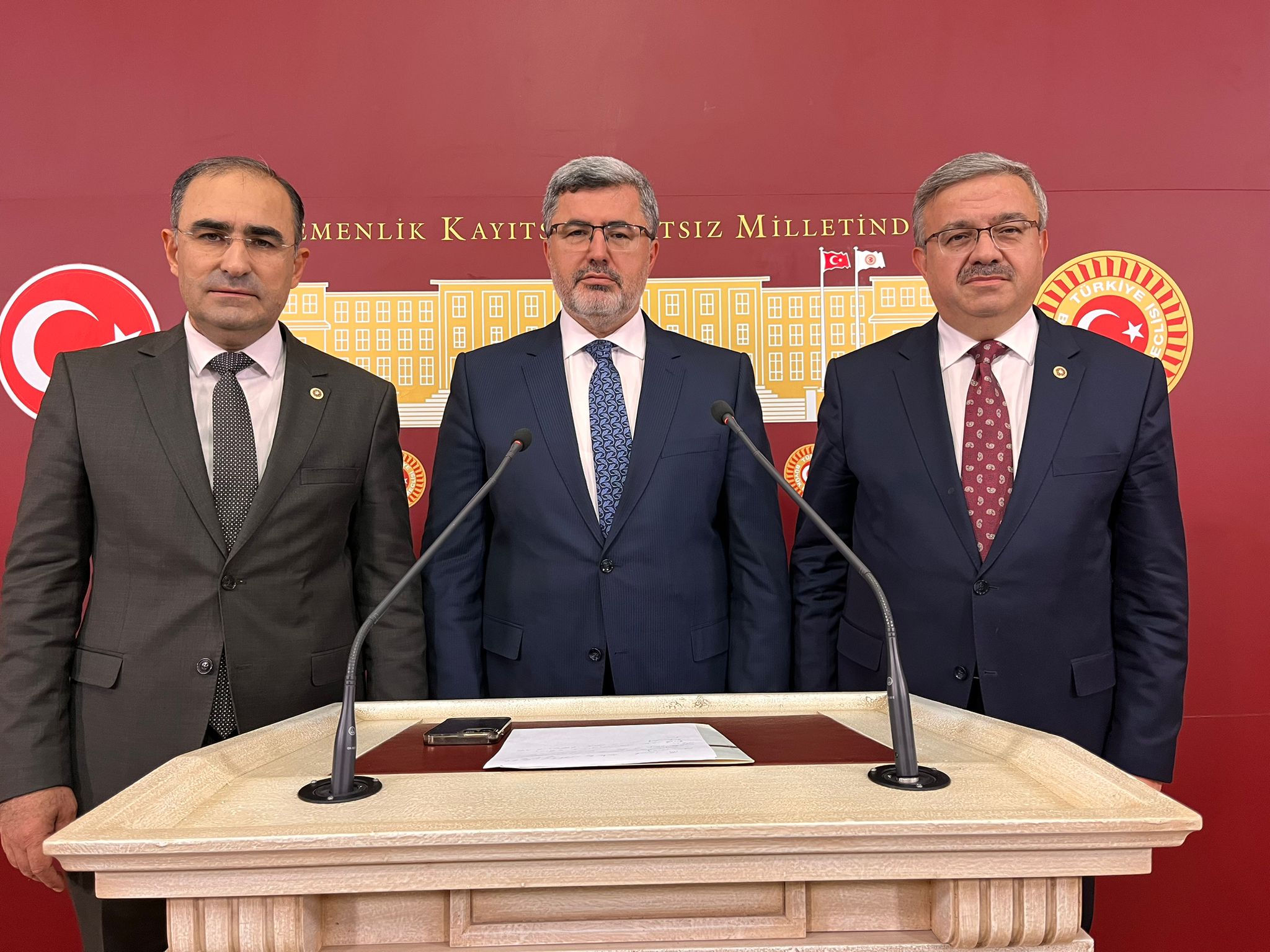AK Parti Afyonkarahisar milletvekilleri Ali Özkaya, İbrahim Yurdunuseven ve Hasan