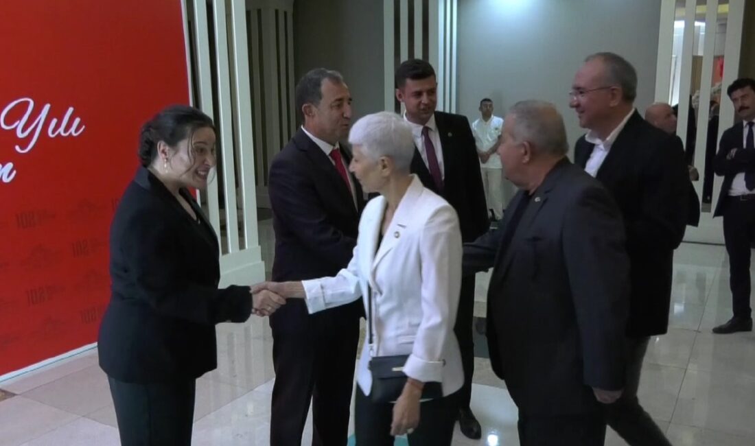 Afyonkarahisar Valiliği, tarihi zaferin izlerini taşıyan kentte 30 Ağustos Zafer
