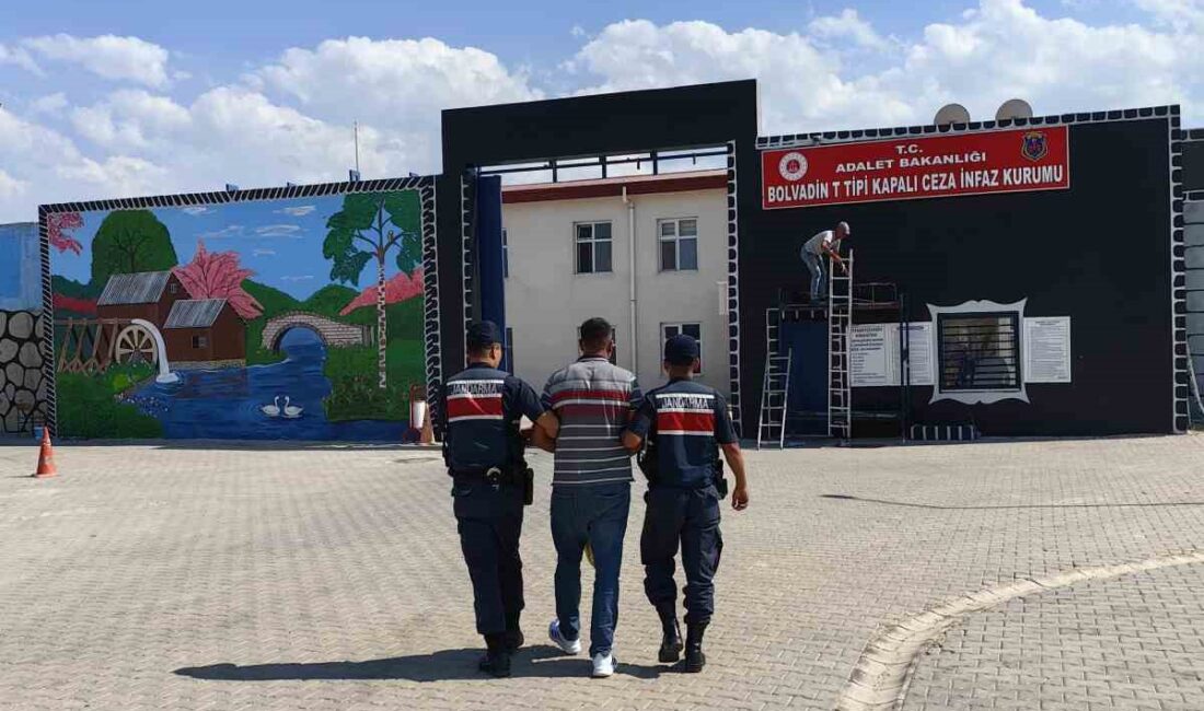 Afyonkarahisar İl Jandarma Komutanlığı ekipleri silahla birden fazla kişi ile