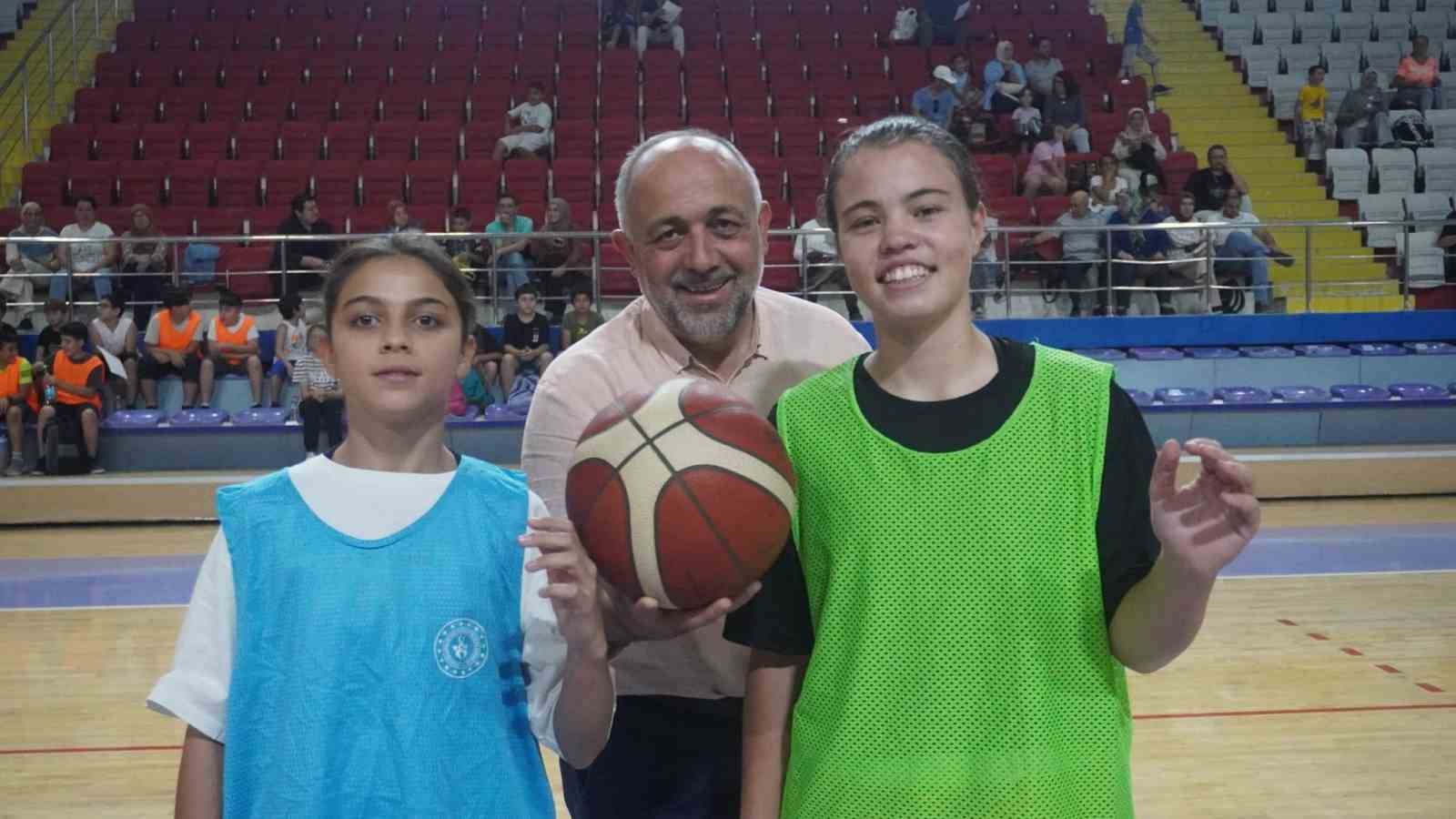 Afyonkarahisar Gençlik ve Spor Bakanlığı (GSB) Spor Okulları kapsamında düzenlenen