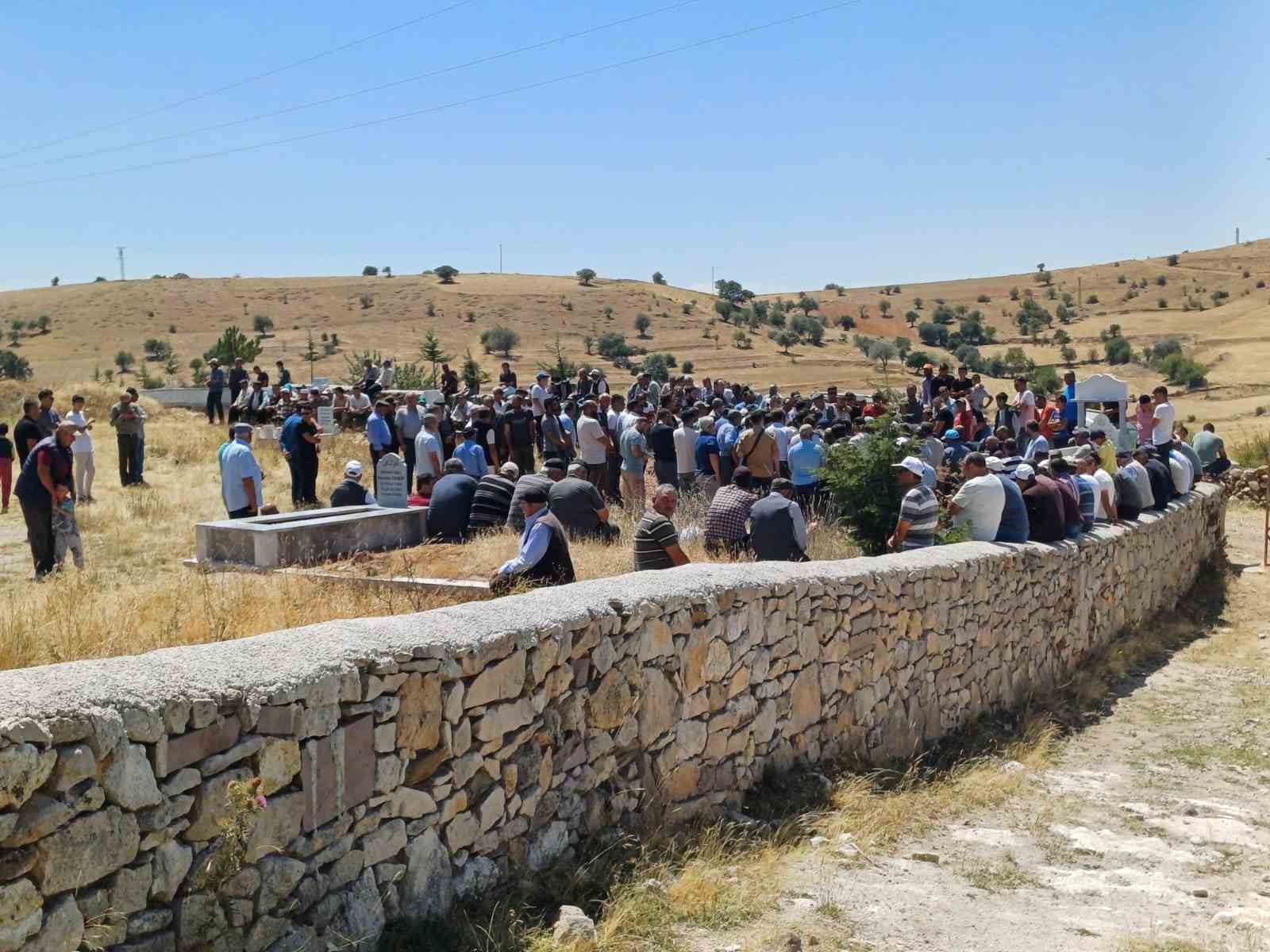 Afyonkarahisar’da bir biyogaz tesisinde yaşanan olayda gazdan etkilenerek hastaneye kaldırılan