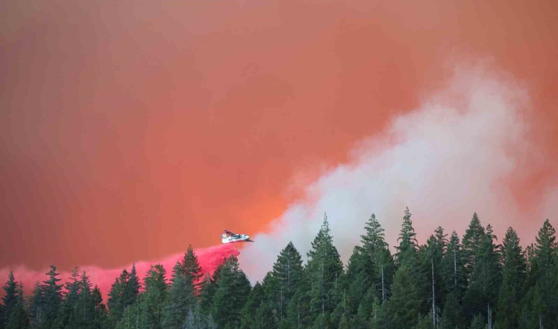 ABD’de California eyaletindeki “Park Yangını” giderek yayılırken, eyalet tarihinin en