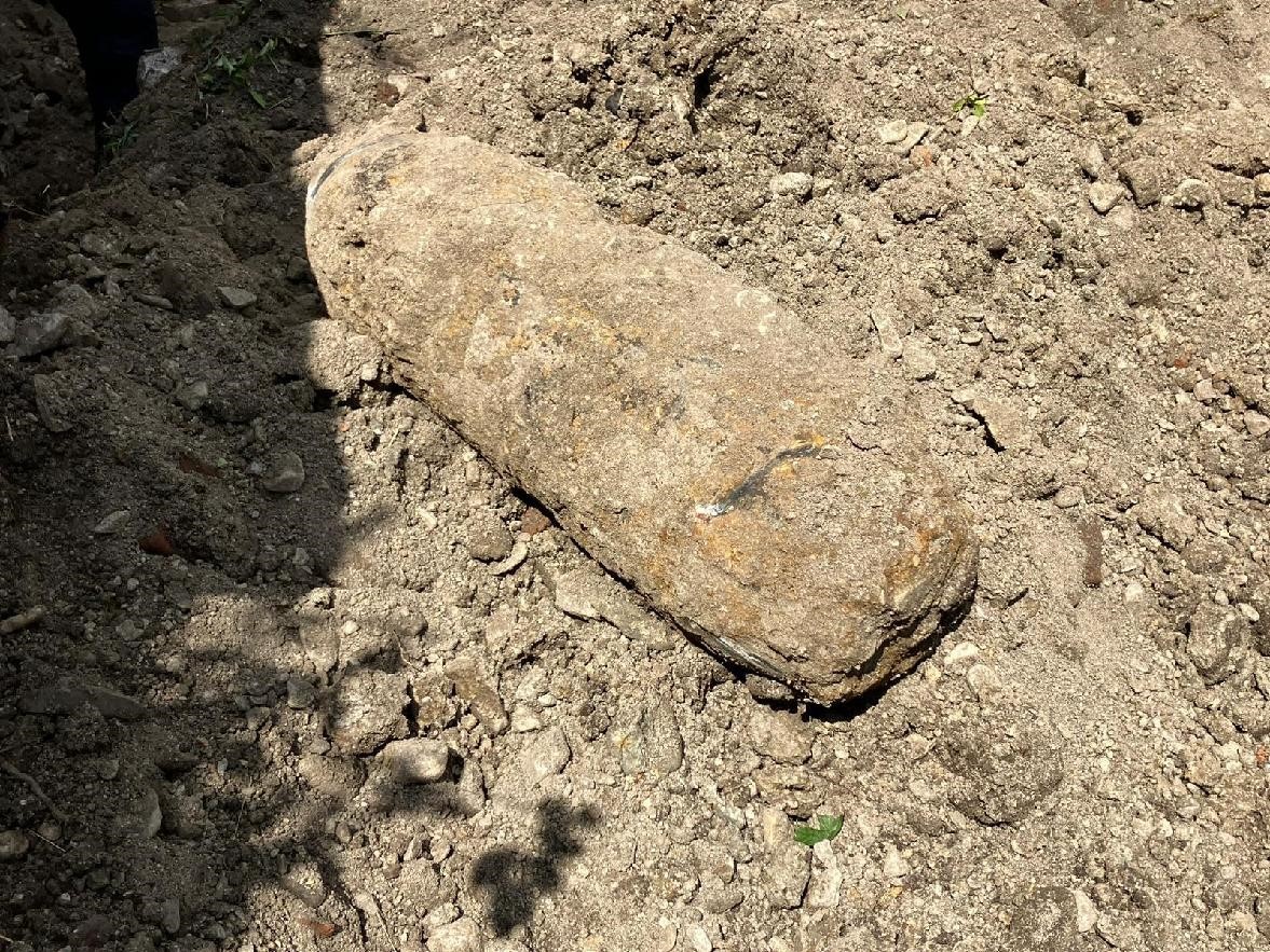 Çekya’da bir petrokimya fabrikasının arazisinde İkinci Dünya Savaşı’ndan kalma 250