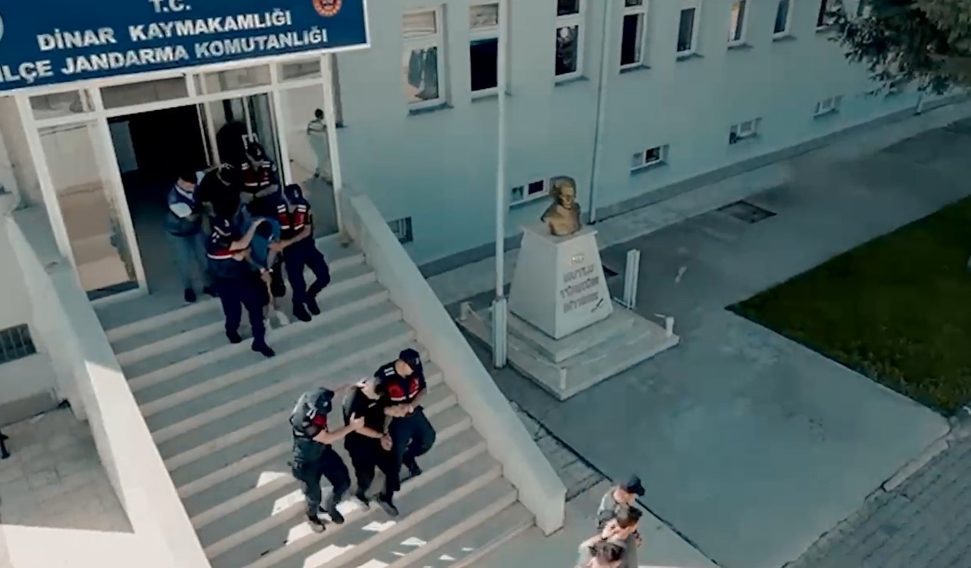 Afyonkarahisar’da açık cezaevinden firar eden 4 mahkum Jandarma Suç Araştırma