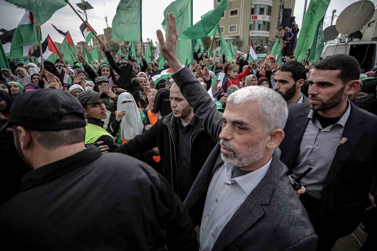 Hamas heyeti, ateşkes görüşmelerinin son turuna yönelik arabulucularla görüşmek üzere