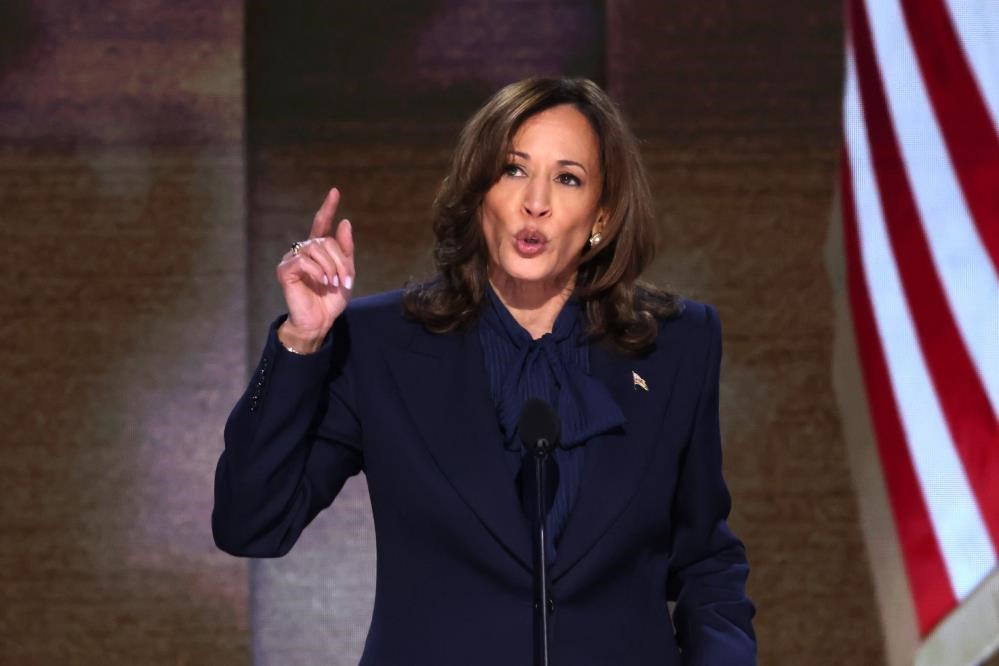 Kamala Harris, İsrail’in kendini savunma hakkı olduğunu fakat bunu nasıl