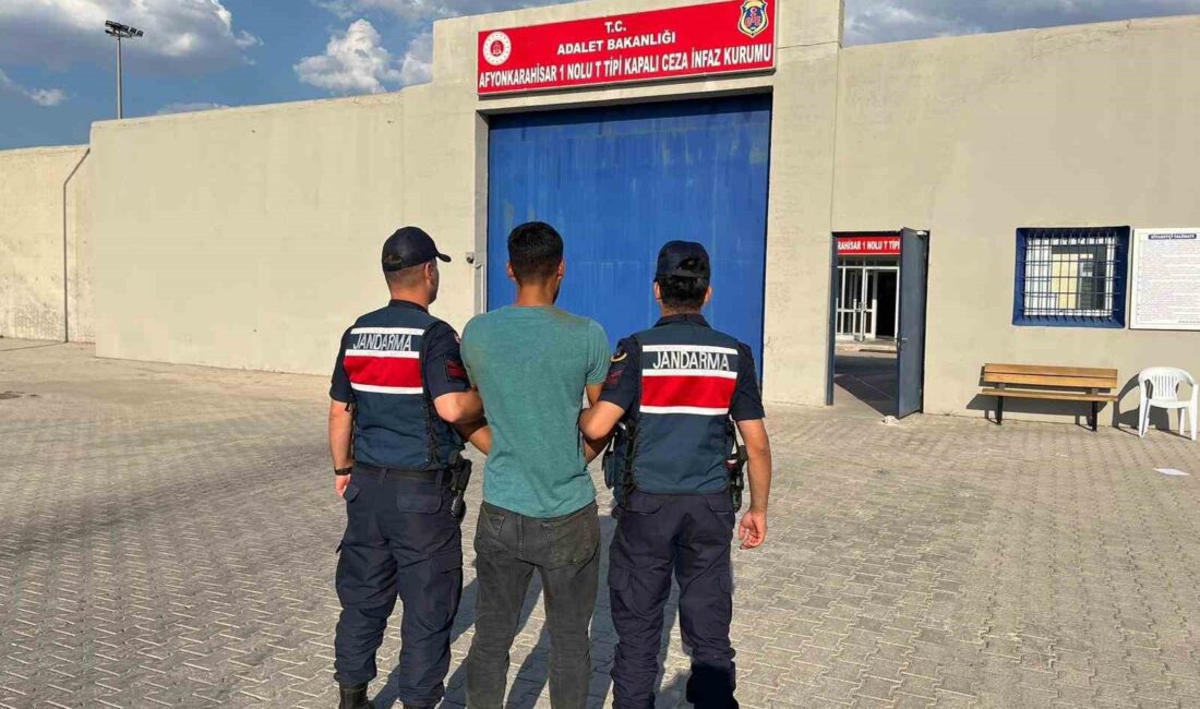 Afyonkarahisar’da 3 yıl 1 ay 15 gün hapis cezasıyla aranan