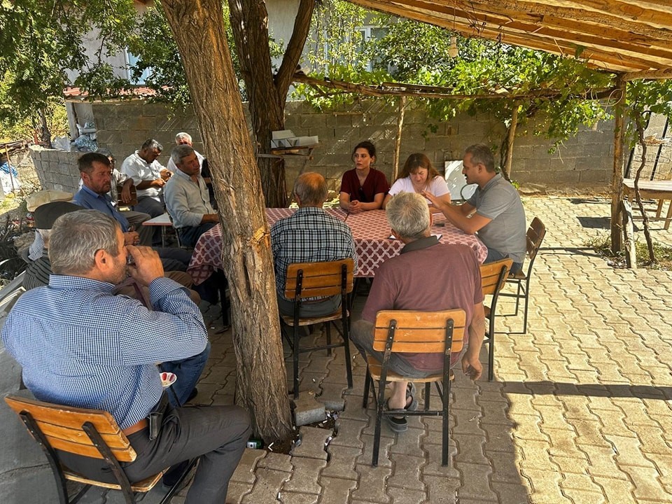 Afyonkarahisar Başmakçı İlçe Tarım ve Orman Müdürlüğü ekipleri ilçeye bağlı