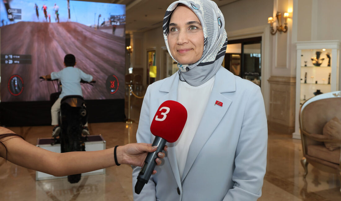 Dünyanın en iyi pistine sahip Afyonkarahisar, motokros yıldızlarının yarışına ev