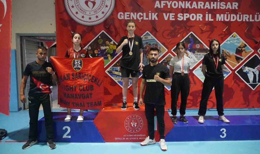 Türkiye’nin dört bir yanından gelen sporcuların kıyasıya mücadele ettiği Muay
