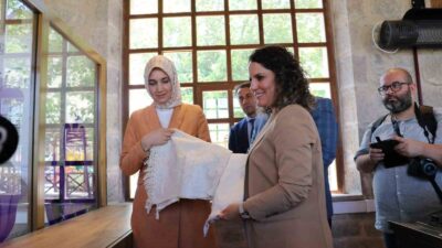 Afyonkarahisar Valisi Doç. Dr. Kübra Güran Yiğitbaşı ile İl Milli