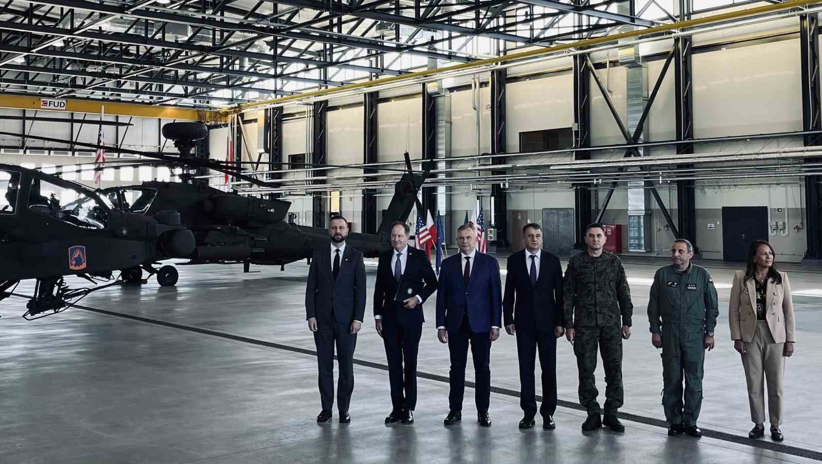 Polonya, ABD’li havacılık şirketi Boeing’den 10 milyar dolara 96 adet