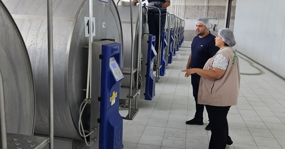 SÜT VE SÜT ÜRÜNLERİ ÜRETEN İŞLETMELER DENETLENDİ