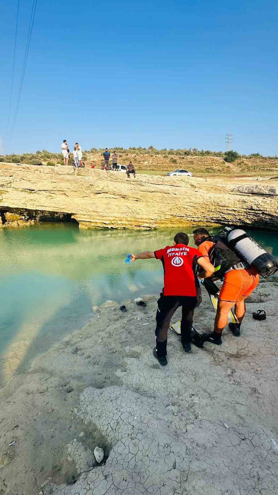 Mersin’in Tarsus ilçesinde baraj gölüne giren genç boğuldu. Alınan bilgiye