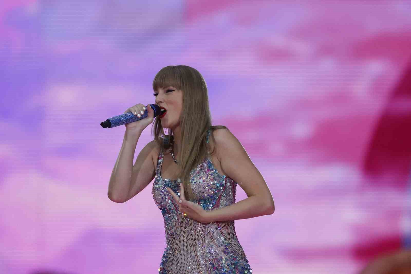 Avusturya’da ABD’li şarkıcı Taylor Swift’in konserine terör saldırısı planladıkları iddiasıyla