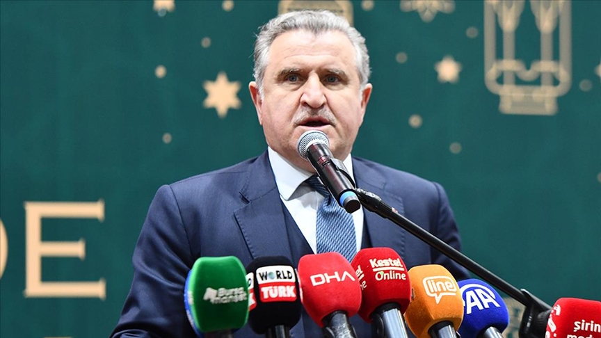 Gençlik ve Spor Bakanı Osman Aşkın Bak, Paris 2024 Olimpiyat