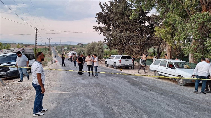Mersin’in Tarsus ilçesinde iki grup arasında çıkan silahlı kavgada 3