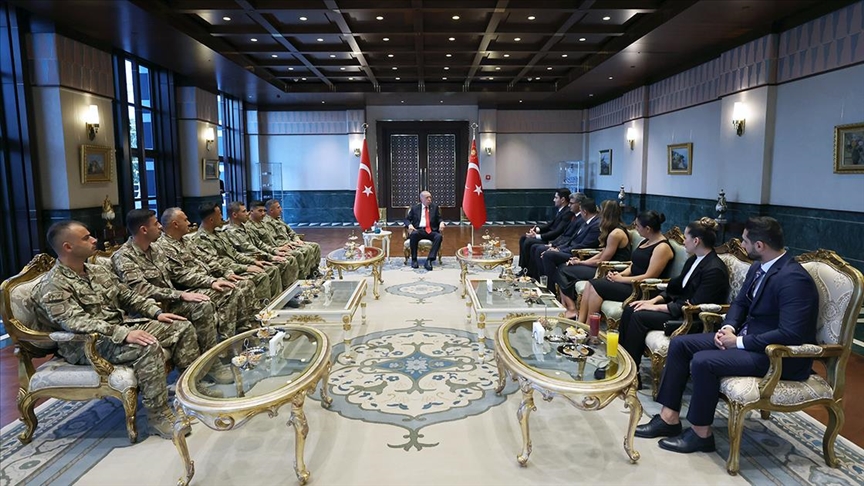 Cumhurbaşkan Erdoğan, Paris 2024 Olimpiyat Oyunları’nda derece alan bazı sporcular