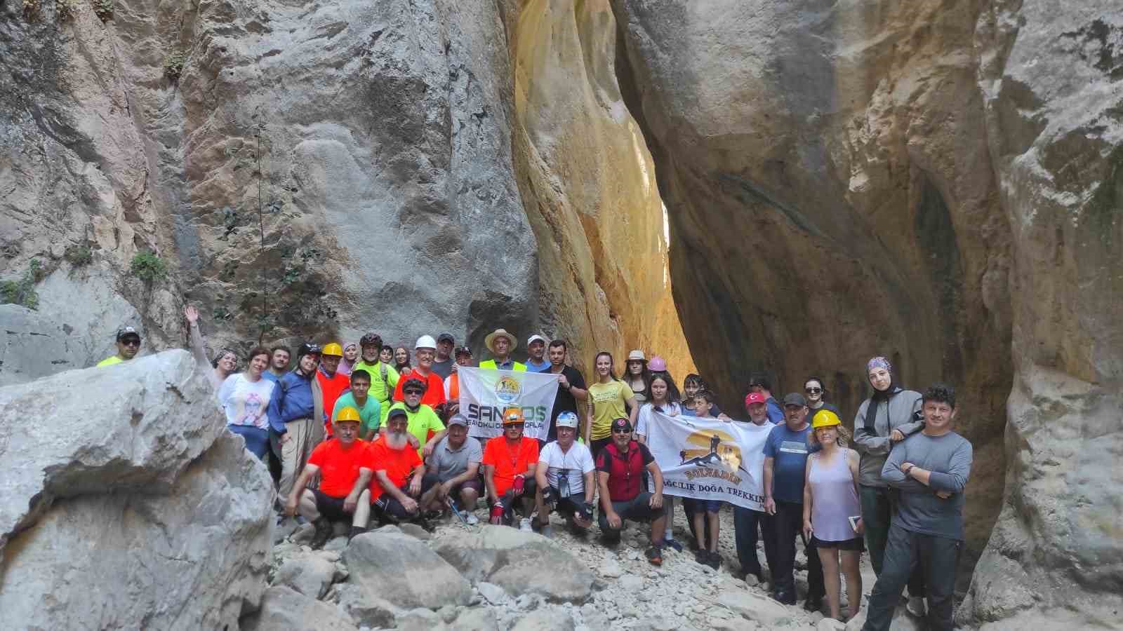 Afyonkarahisar’da ki dağcılık kulüplerine üye 53 dağcı ve doğa sporcusu