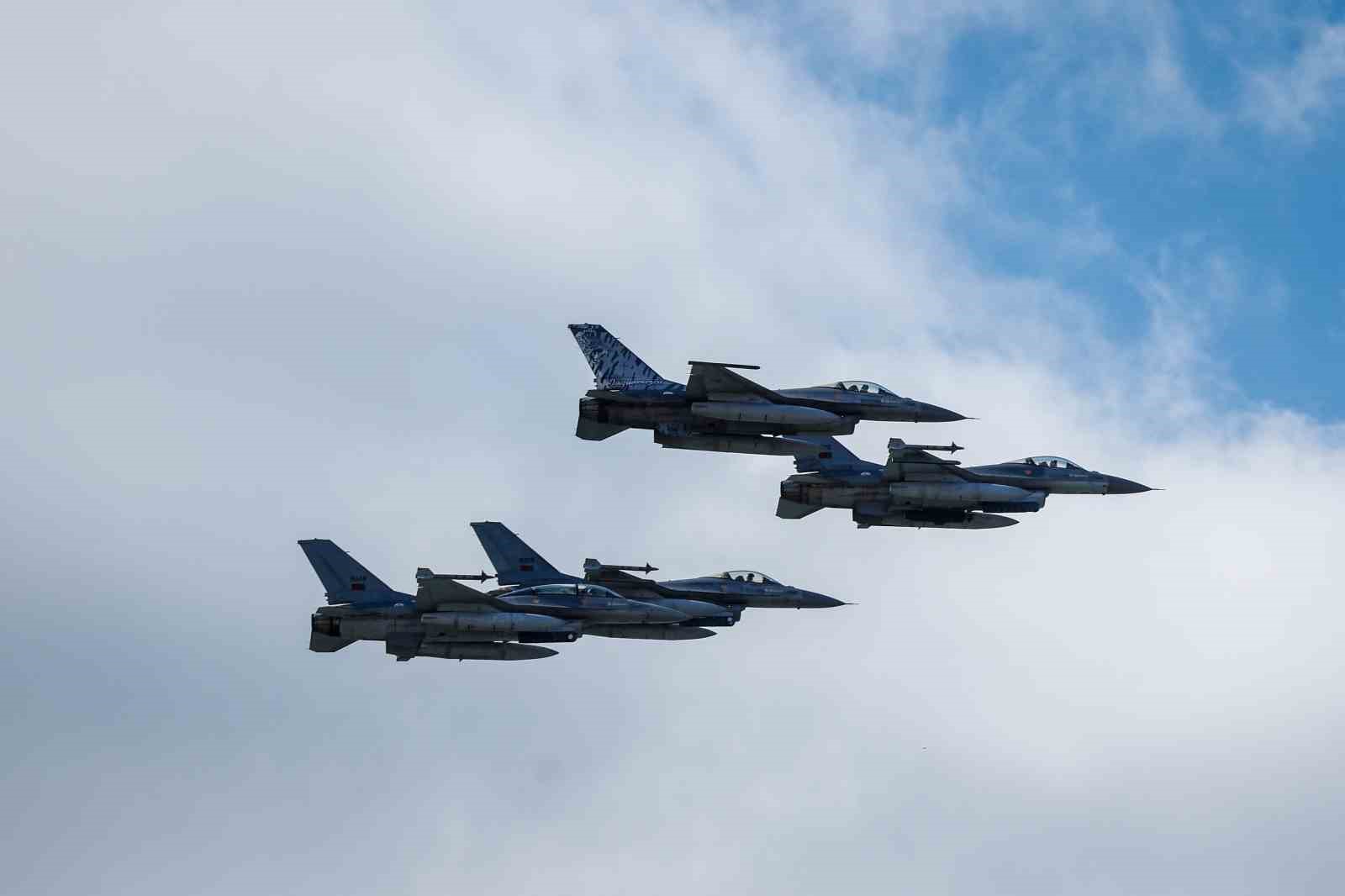 Ukrayna Genelkurmay Başkanlığı, 26 Ağustos’ta bir F-16 savaş uçağının düştüğünü