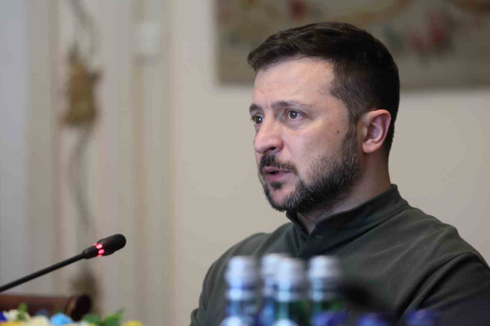 Ukrayna Devlet Başkanı Vladimir Zelenskiy dün akşam saatlerinde yaptığı açıklamada,